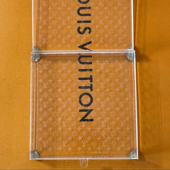 Louis Vuitton Spain LV Cup Limited Visionaire 30 Lucite Trunk Puzzle Game Rare - Picture 4 of 16